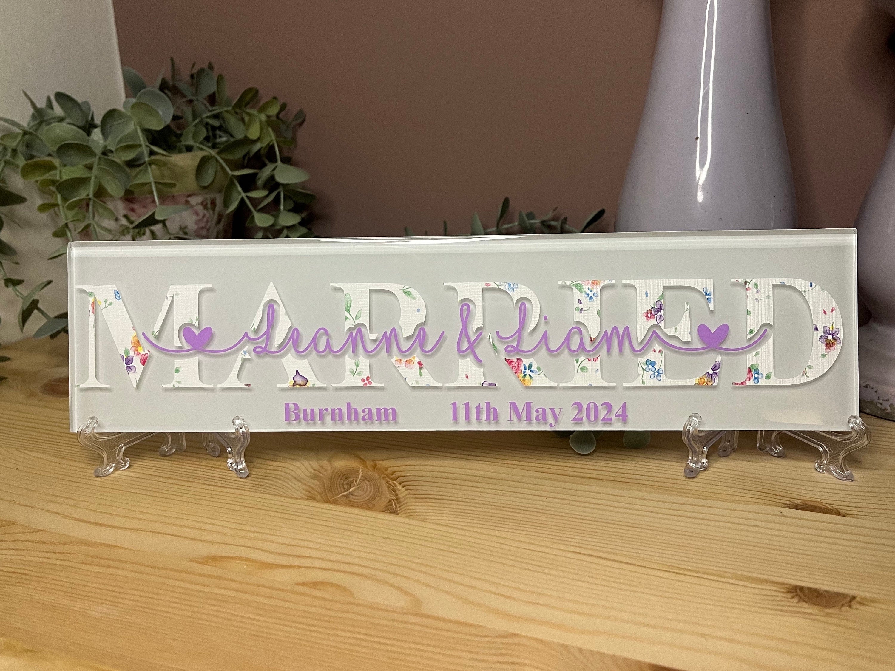 Bridal Personalised Wedding Gift for Home I Personalised Wedding Plaque/Tile/Sign | Wedding Day Present | Top Table Wedding Sign/Newlyweds Gift - The Crafty Bee
