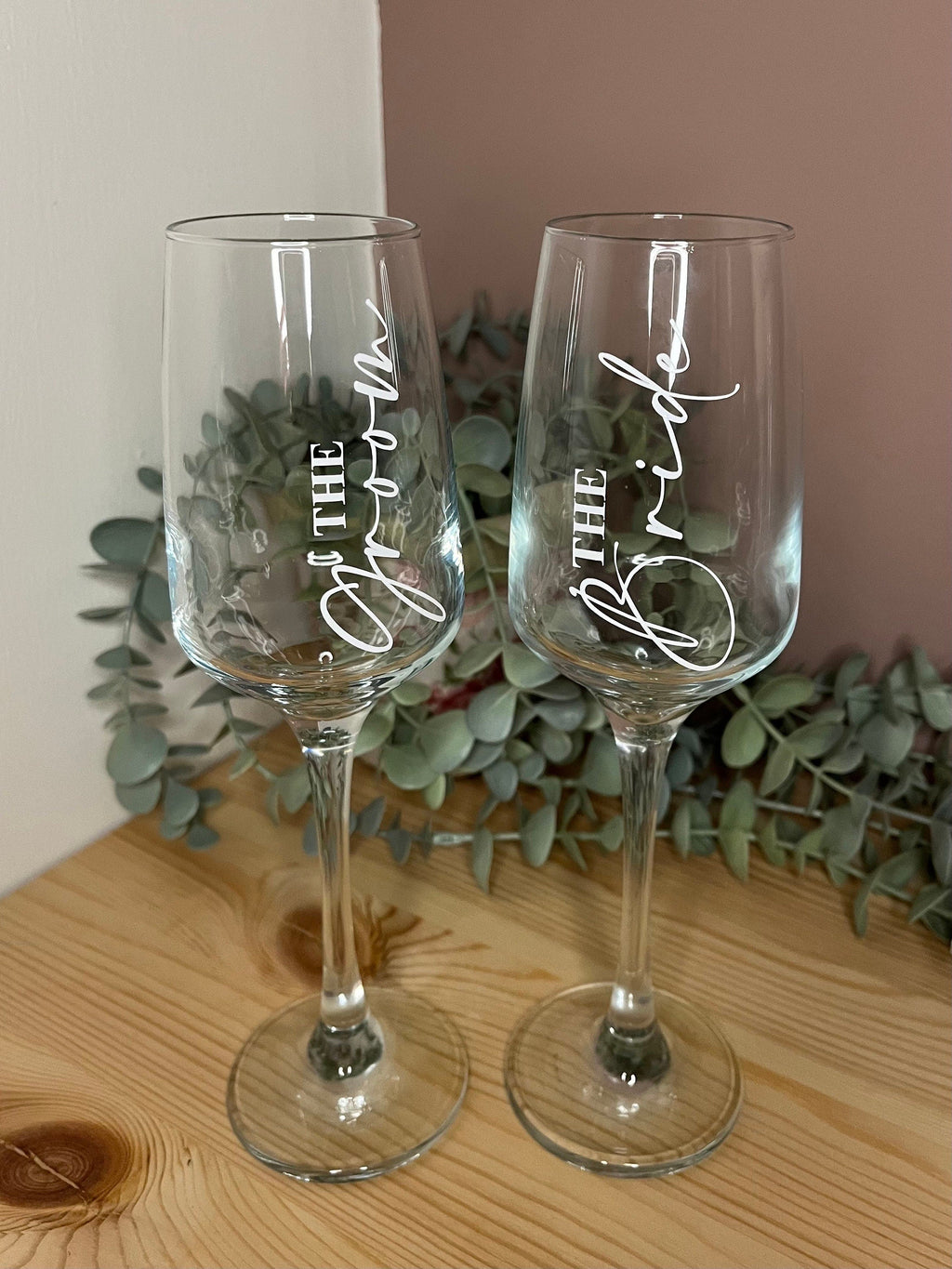 Bridal Wedding Morning Bridal Glass | Personalised Champagne Flutes | Hen Party/Bride Team/Bridesmaids/Gifts for Wedding Party - The Crafty Bee