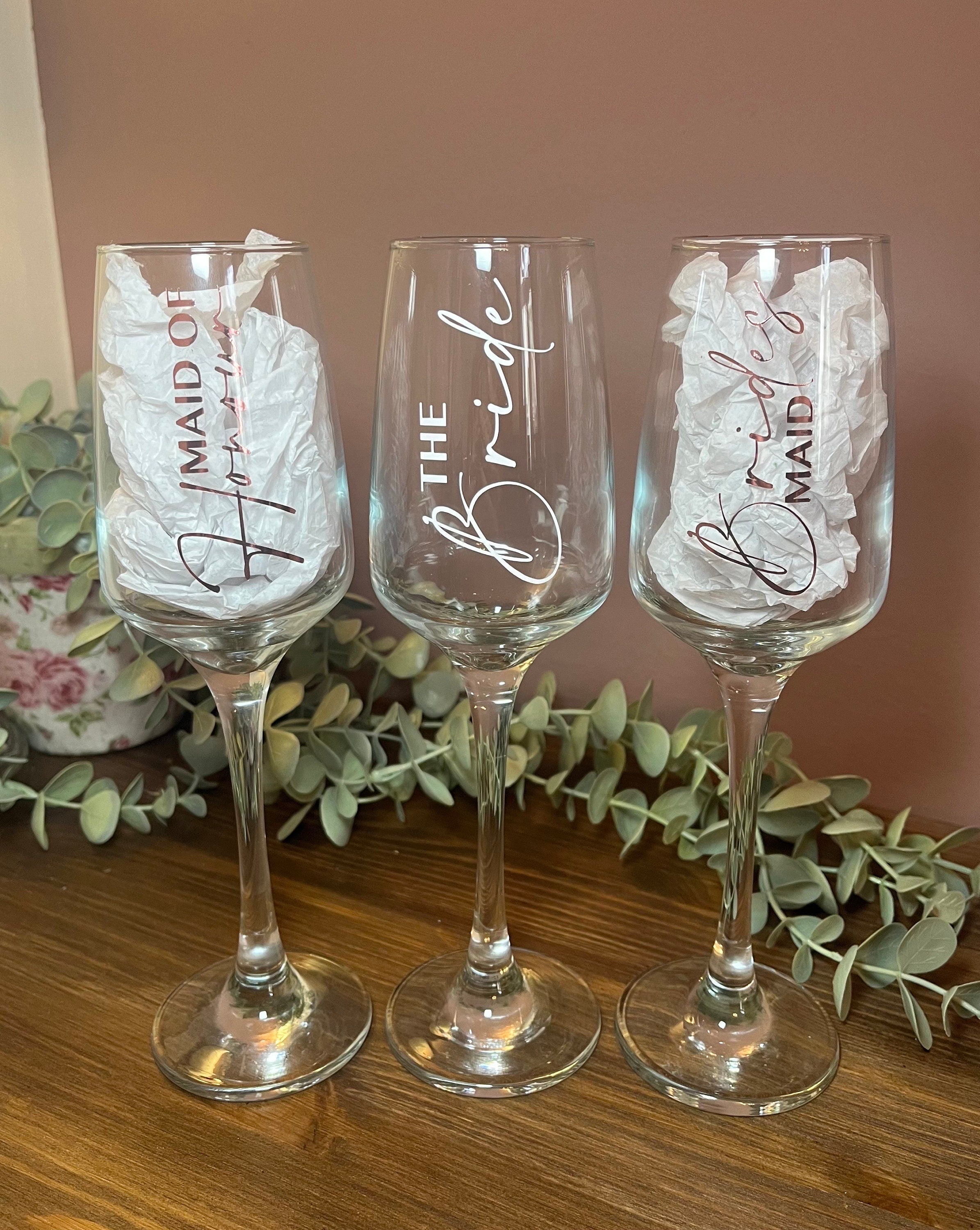 Bridal Wedding Morning Bridal Glass | Personalised Champagne Flutes | Hen Party/Bride Team/Bridesmaids/Gifts for Wedding Party - The Crafty Bee