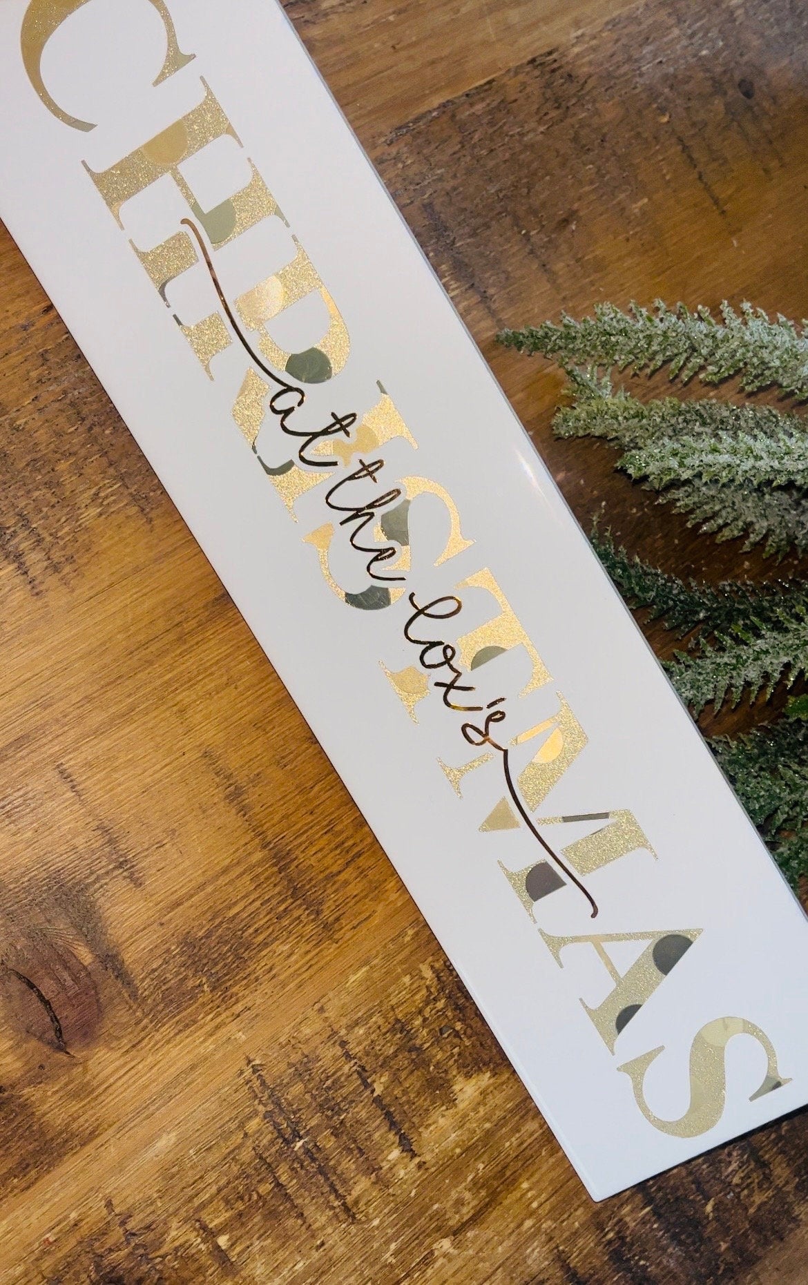 Christmas Personalised Family Sign I Christmas Welcome Sign Plaque/Tile | Personalised Christmas Decoration/Ornament | Festive gift