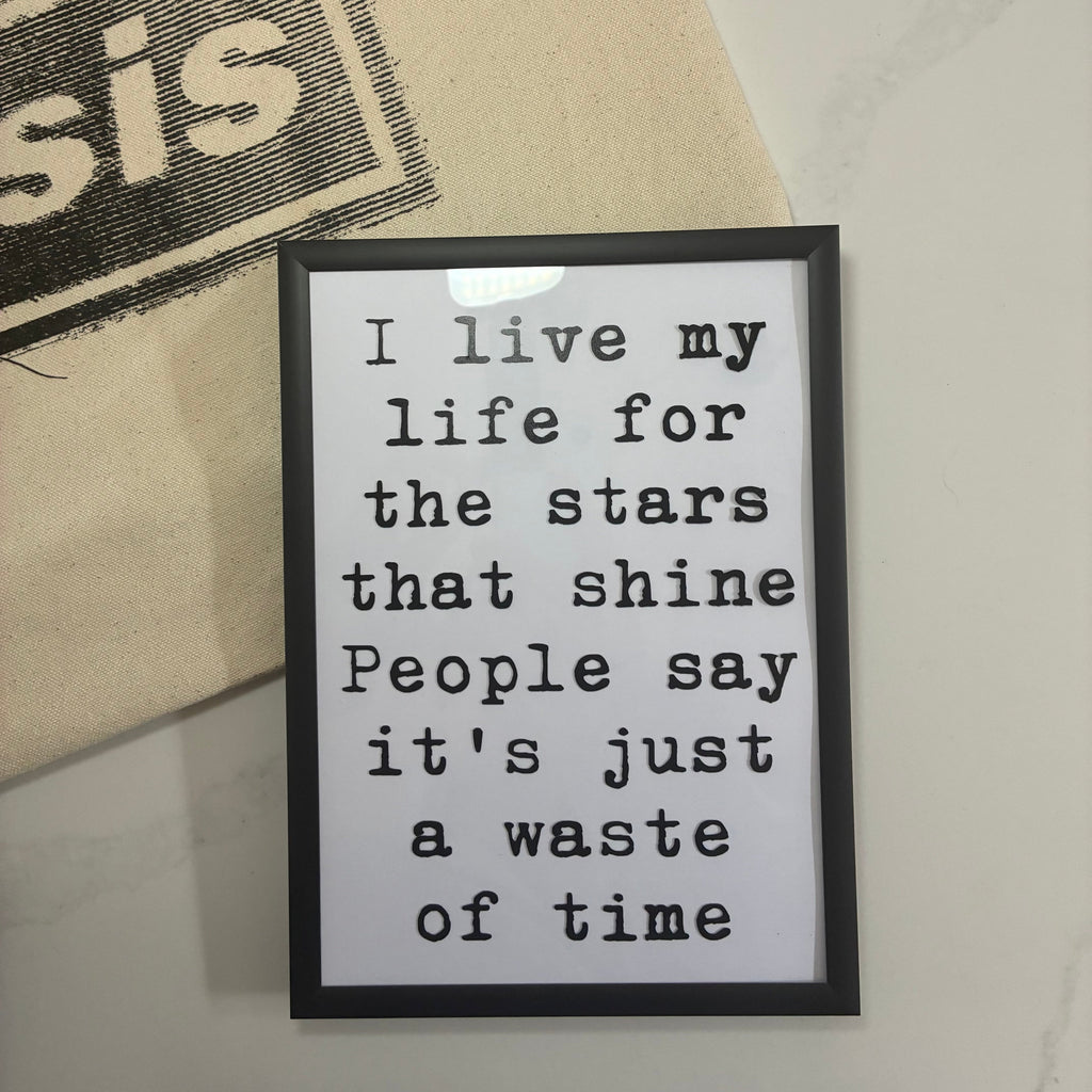 Oasis Fan Gift – A5 Lyric Quote Print with Frame – Oasis 2025 Vinyl Wall Art – Customisable with Gig Location & Date - The Crafty Bee