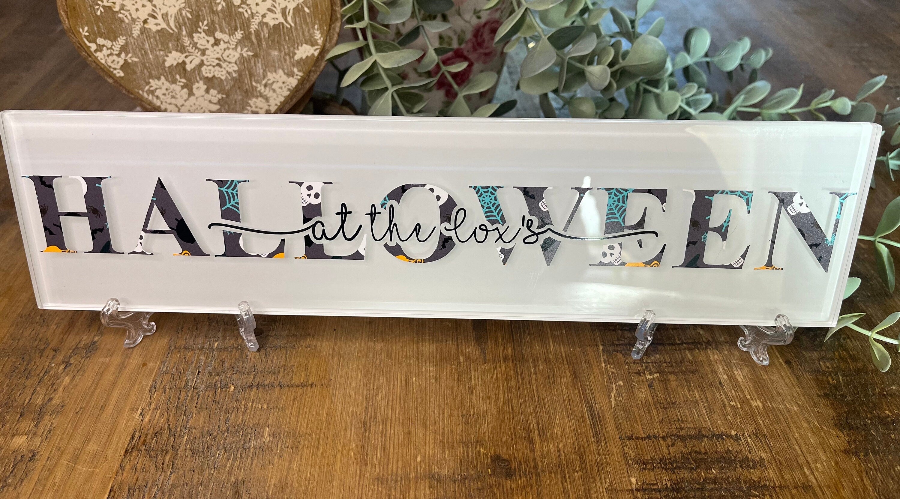 Personalised Family Halloween Sign | Spooky Halloween Gift | Halloween Family Name Decor | Personalised plaque | Halloween Wall Art Boo Crew - The Crafty Bee