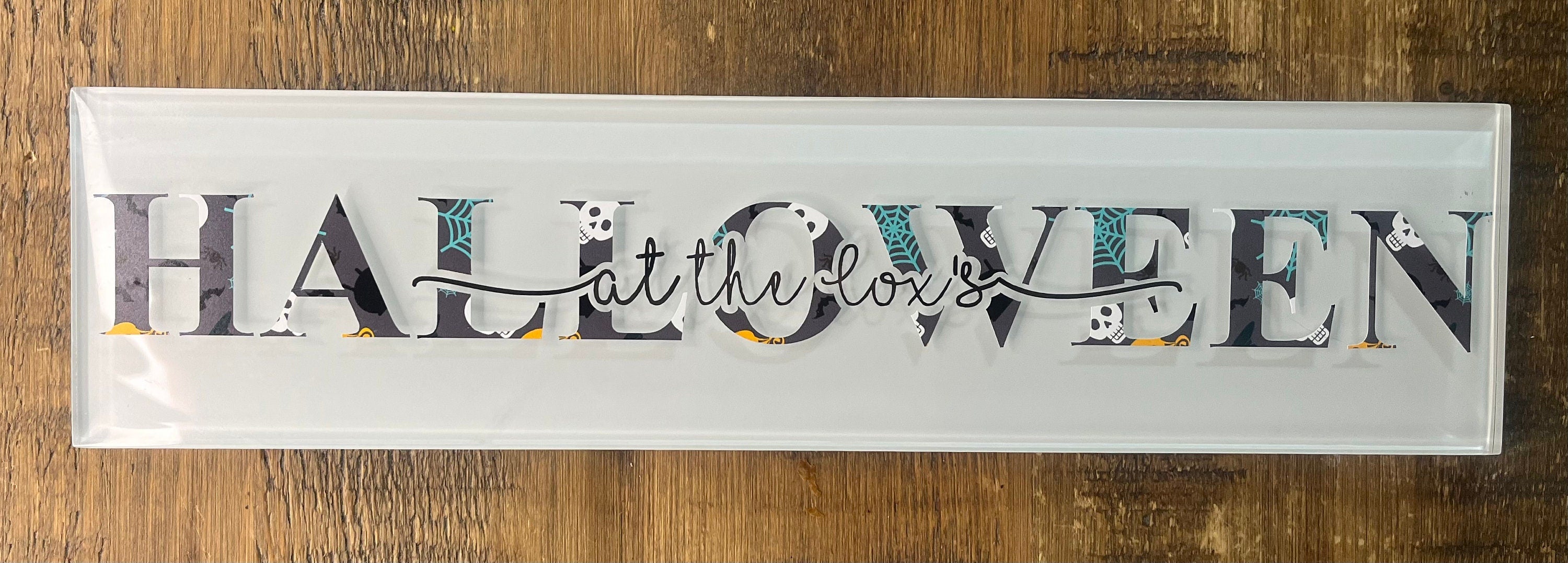 Personalised Family Halloween Sign | Spooky Halloween Gift | Halloween Family Name Decor | Personalised plaque | Halloween Wall Art Boo Crew - The Crafty Bee